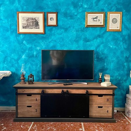 Apartamento Domus Urbani Roma Exterior foto
