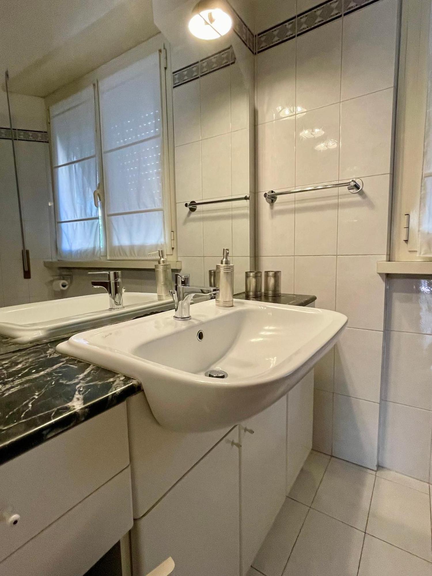 Apartamento Domus Urbani Roma Exterior foto